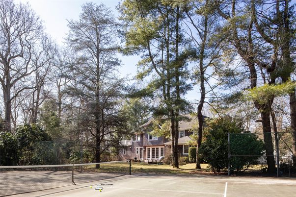 Exterior, Tennis Courts