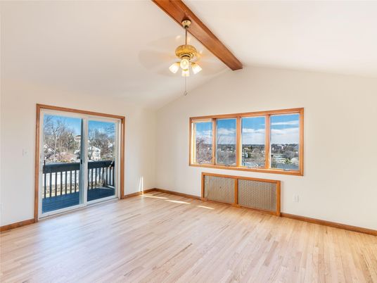 Empty room, Interior, Wooden Beams, Wood Texture Flooring