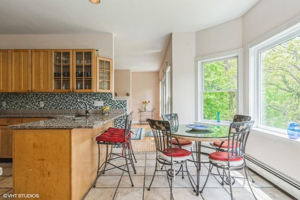 Dining room, Interior, Kitchen, Recessed Lighting