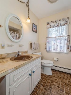 Bathroom, Interior, Pendant Lights