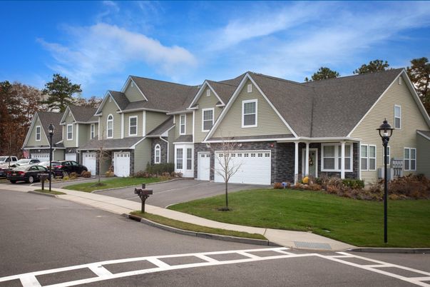 Attached, Exterior, Facade, Farmhouse