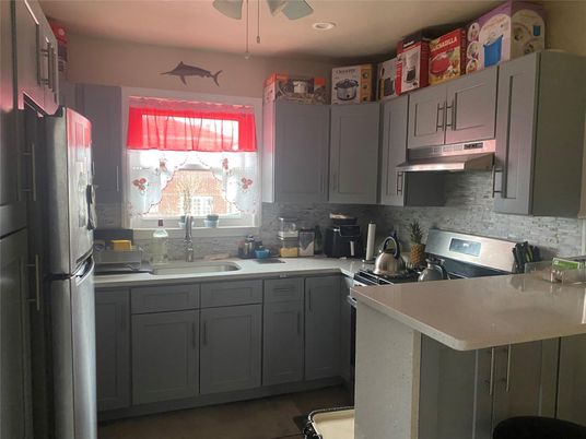 Interior, Kitchen, Recessed Lighting