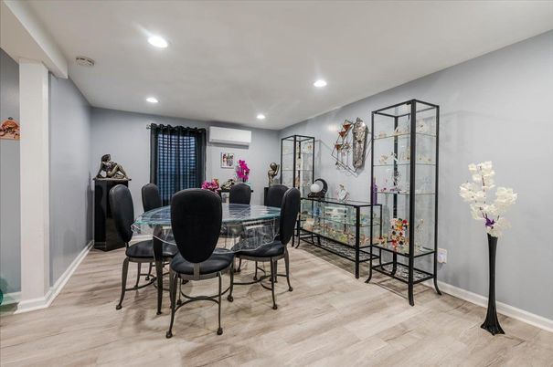 Dining room, Interior, Recessed Lighting, Wood Texture Flooring