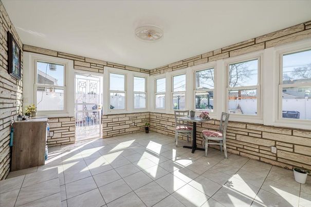 Dining room, Interior, Sun Room