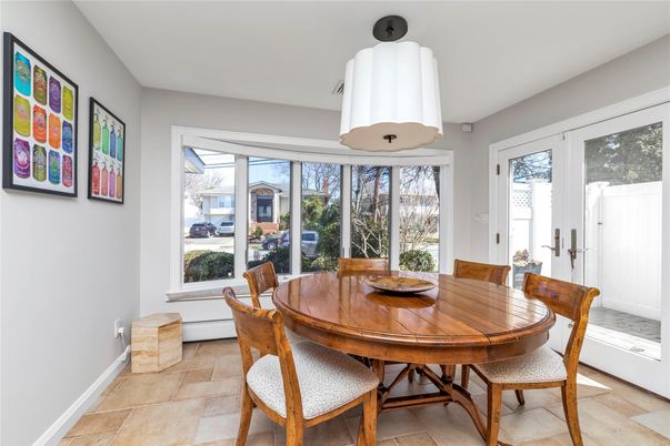 Dining room, Interior