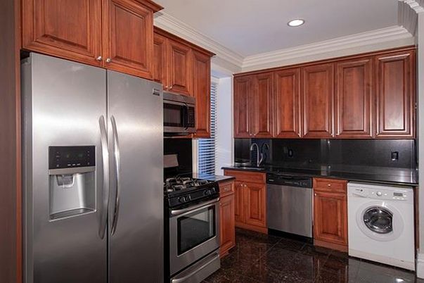 Interior, Kitchen, Recessed Lighting, Stainless Steel Appliances, Washer