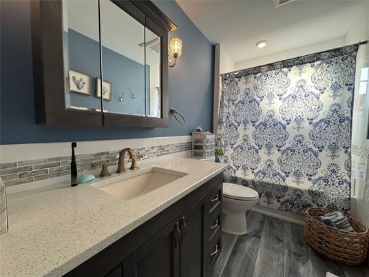 Bathroom, Interior, Recessed Lighting, Wood Texture Flooring