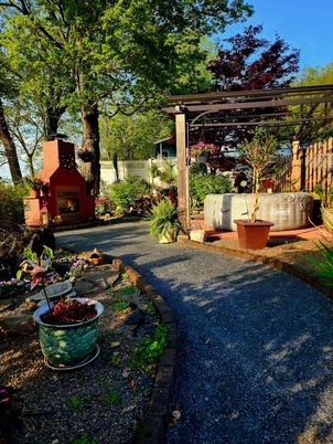 Backyard, Exterior