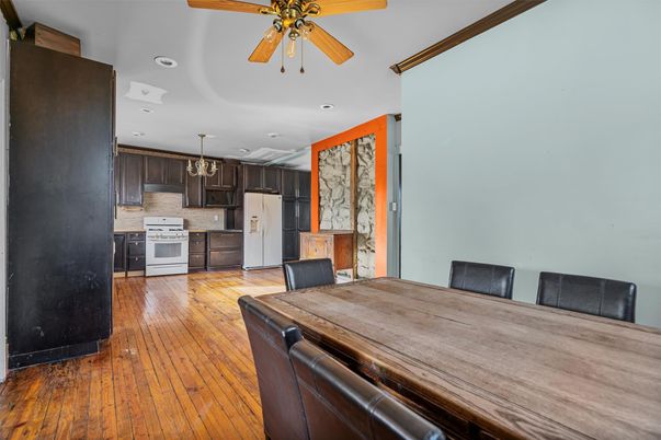 Chandelier, Dining room, Interior, Kitchen, Recessed Lighting, Wood Texture Flooring