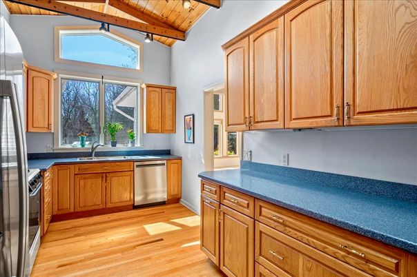 Interior, Kitchen, Stainless Steel Appliances, Wooden Beams, Wooden Ceilings, Wood Texture Flooring