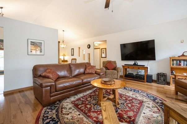 Interior, Living room, Pendant Lights, Wood Texture Flooring