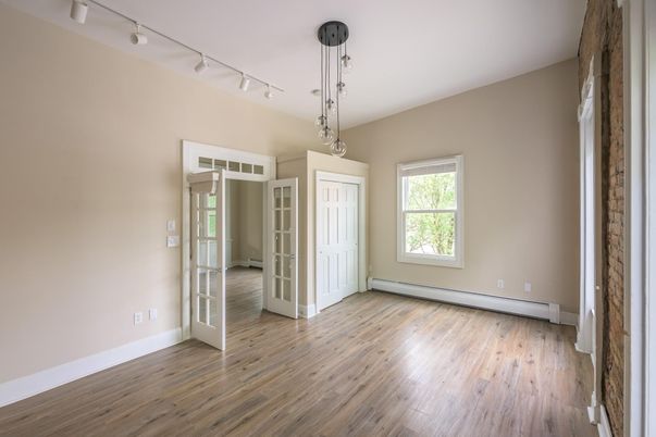 Empty room, Interior, Pendant Lights, Wood Texture Flooring