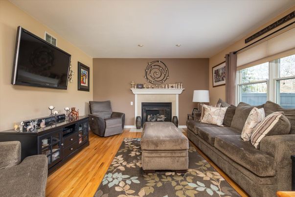 Fireplace, Interior, Living room, Recessed Lighting, Wood Texture Flooring