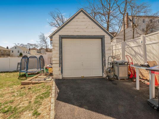 Detached Garage, Exterior, Playground