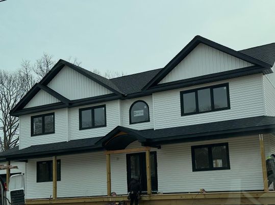 Exterior, Facade, Farmhouse