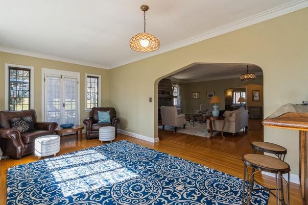 Interior, Living room, Pendant Lights, Wood Texture Flooring