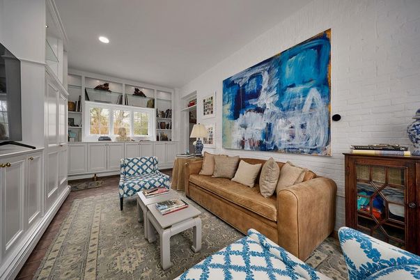 Interior, Living room, Recessed Lighting, Stone Walls