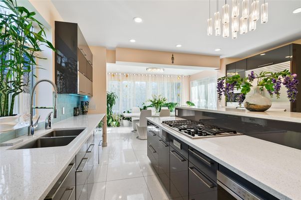 Dining room, Interior, Kitchen, Pendant Lights, Recessed Lighting