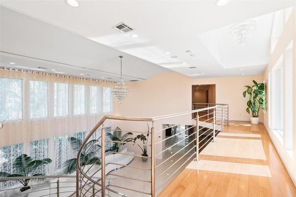 Chandelier, Interior, Recessed Lighting, Wood Texture Flooring