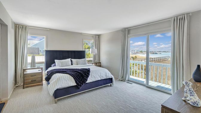 Bedroom, Interior, Water