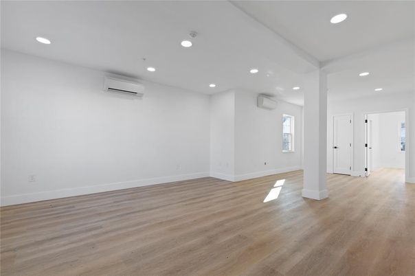 Empty room, Interior, Recessed Lighting, Wood Texture Flooring