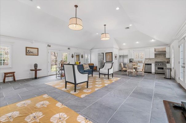 Dining room, Interior, Kitchen, Living room, Pendant Lights, Recessed Lighting, Stainless Steel Appliances