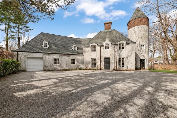 Attached, Backyard, Exterior, Facade, French Provincial