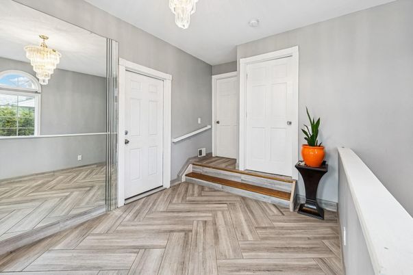 Chandelier, Interior, Wood Texture Flooring