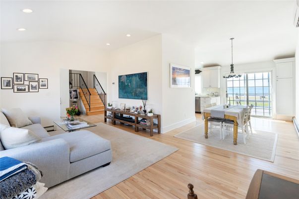 Dining room, Interior, Living room, Pendant Lights, Recessed Lighting, Wood Texture Flooring