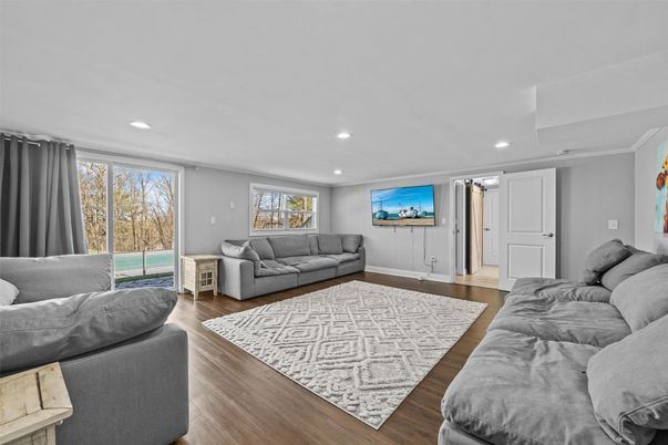 Interior, Living room, Recessed Lighting, Wood Texture Flooring