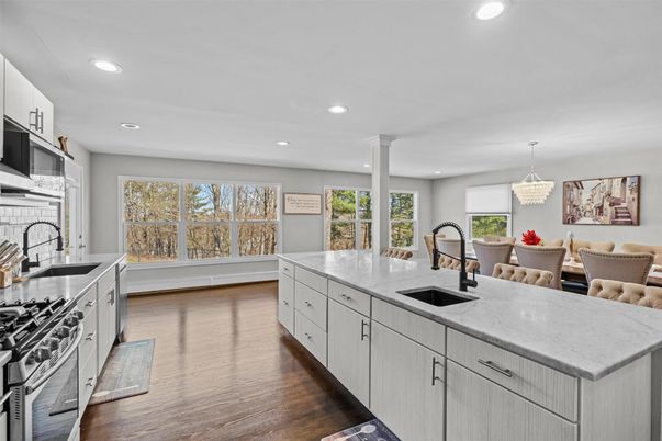 Chandelier, Dining room, Interior, Kitchen, Recessed Lighting, Wood Texture Flooring