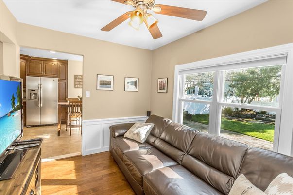 Interior, Kitchen, Living room, Stainless Steel Appliances, Wood Texture Flooring