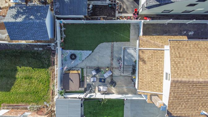 Exterior, Drone