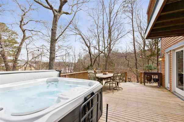 Exterior, Hot Tub