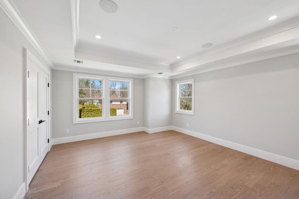 Empty room, Interior, Recessed Lighting, Wood Texture Flooring