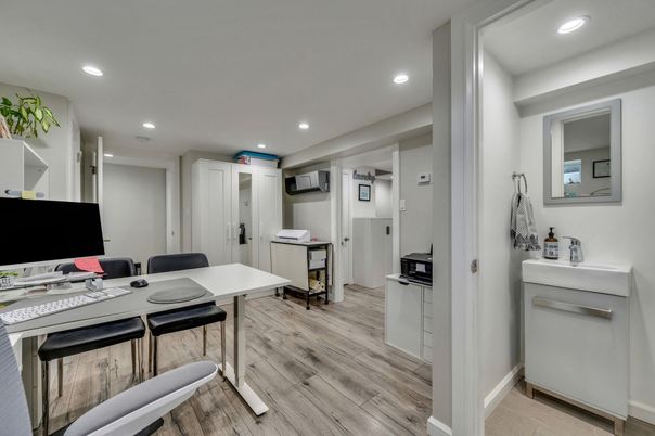 Home Office, Interior, Recessed Lighting, Wood Texture Flooring