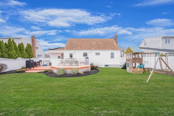 Backyard, Exterior, Playground