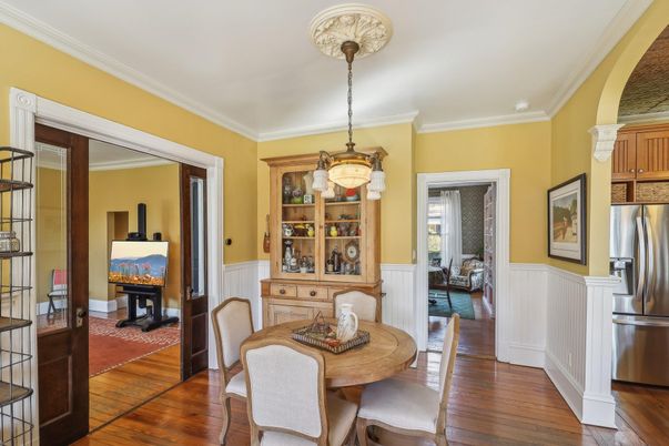 Dining room, Interior, Kitchen, Pendant Lights, Stainless Steel Appliances, Wood Texture Flooring