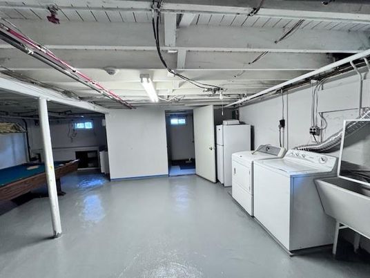 Garage, Interior, Washer