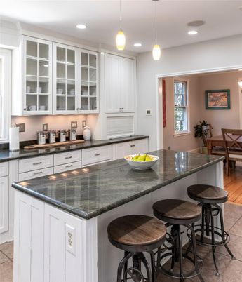 Dining room, Interior, Kitchen, Pendant Lights, Recessed Lighting, Wood Texture Flooring