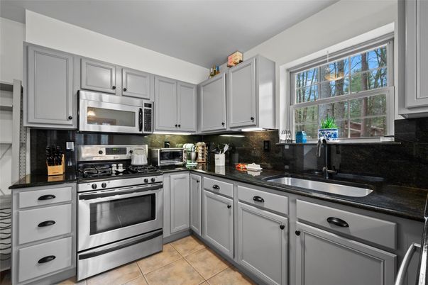 Interior, Kitchen, Stainless Steel Appliances