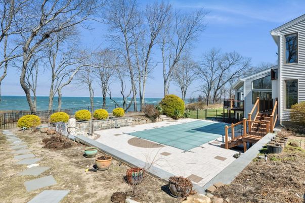 Backyard, Exterior, Water