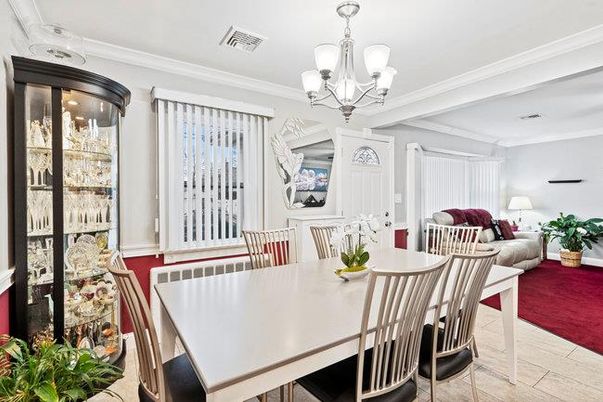 Chandelier, Dining room, Interior, Living room