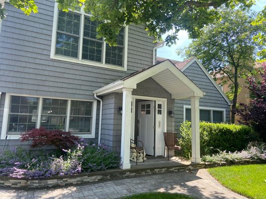 Exterior, Facade, None