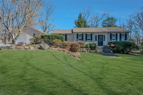 Backyard, Exterior, Facade, Ranch