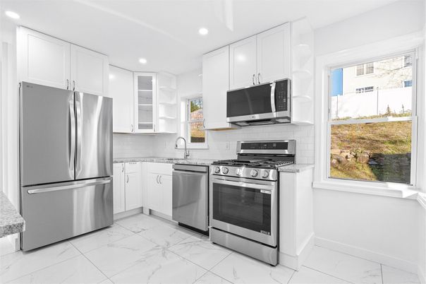 Interior, Kitchen, Marble, Recessed Lighting, Stainless Steel Appliances