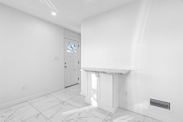 Interior, Marble, Recessed Lighting