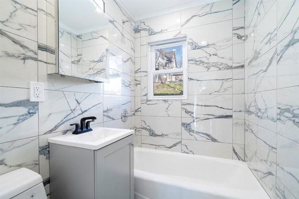 Bathroom, Interior, Marble Walls