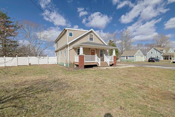 Backyard, Detached Garage, Exterior