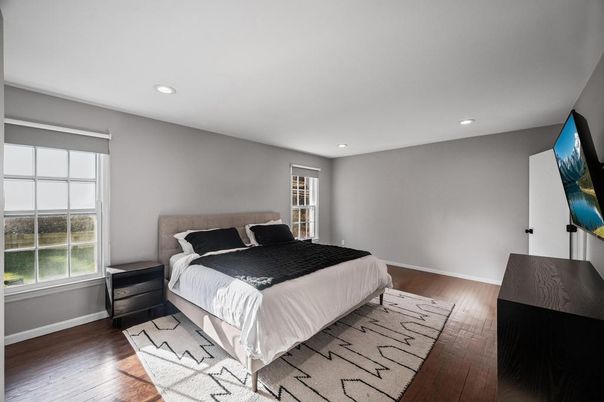 Bedroom, Interior, Recessed Lighting, Wood Texture Flooring